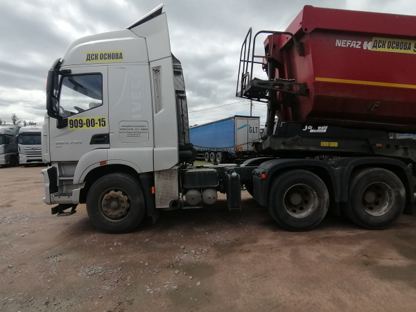 HONGYAN CQ 6x4 Седельный тягач CQ4257EV11334 — Б/У, 2023 г.