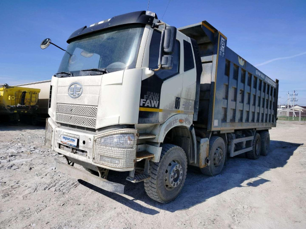 FAW (First Automotive Works) J6 CA3310P66K24T4E5 — Б/У, 2023 г. (Екатеринбург, 112656 км)