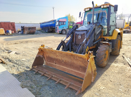 XCMG XC8-S2570 — Б/У, 2023 г.