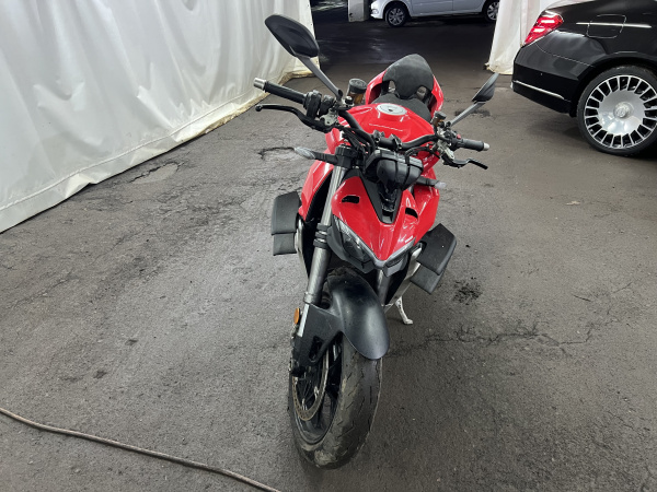 DUCATI STREETFIGHTER V4 Мотоцикл — Б/У, 2022 г.