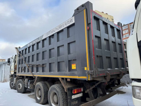 FAW J6* 8x4 Самосвал — Б/У, 2023 г.