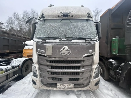 CHENGLONG H7 4x2 Седельный тягач LZ4181H7AB — Б/У, 2023 г.