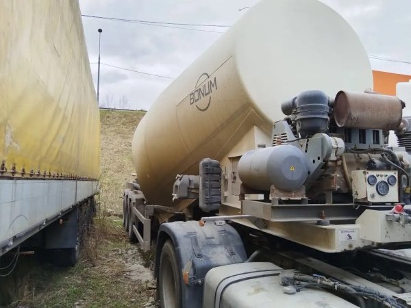 BONUM 914230 Полуприцеп цементовоз — Б/У, 2023 г.