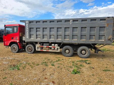 Shacman (Shaanxi) SX 8x4 Самосвал SX33186W366C — Б/У, 2022 г.