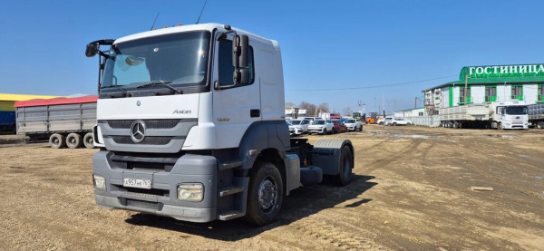 Mercedes-Benz AXOR 4x2 Седельный тягач 1840 LS — Б/У, 2017 г.