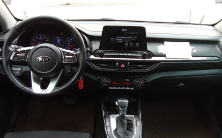 KIA Comfort 1.6 6AT — Б/У, 2021 г.