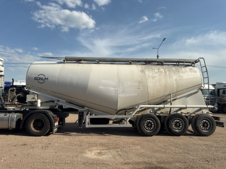 BONUM 914230 Полуприцеп цистерна для сыпучих грузов — Б/У, 2023 г.