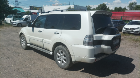MITSUBISHI Ultimate 3.8 5AT — Б/У, 2020 г.