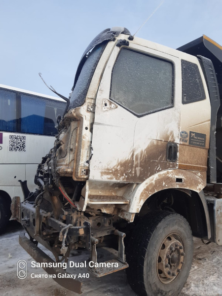 FAW J6 6x4 Самосвал CA3250P66K24T1E5 — Б/У, 2023 г.