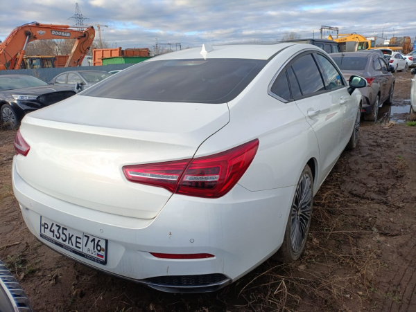 Hongqi Flagship 1.8T — Б/У, 2022 г.