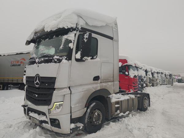 Mercedes-Benz ACTROS 4x2 Седельный тягач 1845 LS — Б/У, 2020 г.