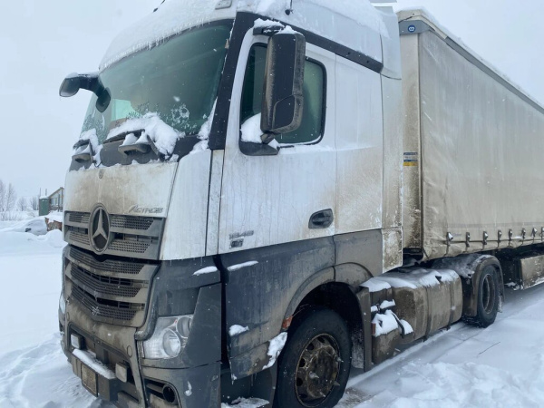 Mercedes-Benz ACTROS 4x2 Седельный тягач 1848 LS — Б/У, 2023 г.