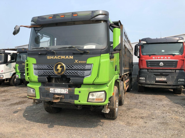 Shacman SX33186W366C — Б/У, 2022 г. (Москва, 231083 км)