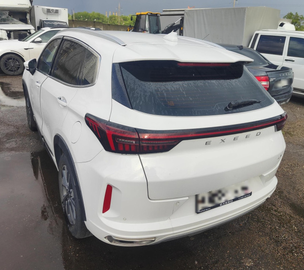 EXEED Luxury 1.5T CVT 2WD — Б/У, 2023 г.