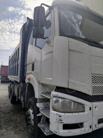 FAW J6 6x6 Самосвал CA3250P66K24L1TE5 — Б/У, 2022 г.