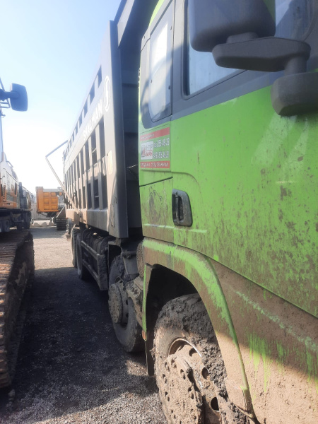 Shacman (Shaanxi) SX 8x4 Самосвал SX331863366 — Б/У, 2022 г.