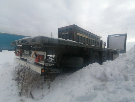 SCHMITZ CARGOBULL SCB*S3 — Б/У, 2022 г.