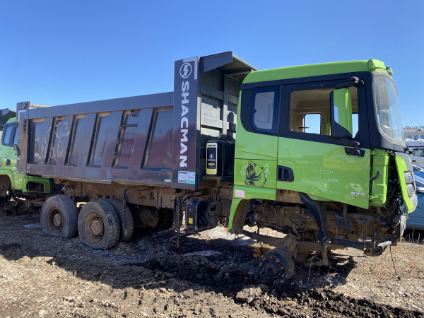 Shacman (Shaanxi) SX 6x6 Самосвал SX32586T385 — Б/У, 2023 г.