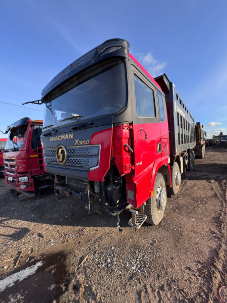 Shacman (Shaanxi) SX 8x4 Самосвал SX33186W366C — Б/У, 2022 г.