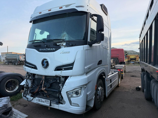 Shacman (Shaanxi) SX 4x2 Седельный тягач SX4188YY381 — Б/У, 2023 г.