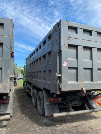 Shacman (Shaanxi) SX 8x4 Самосвал SX33186W366C — Б/У, 2022 г.