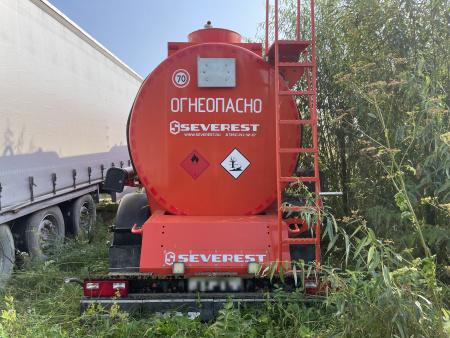 УралСпецТранс 946516 (Бензовоз) — Б/У, 2022 г.