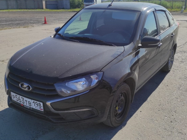 LADA GRANTA Лифтбек Comfort 22 1.6 90hp 5MT — Б/У, 2023 г.