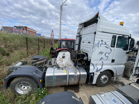 SITRAK C7H 4x2 Седельный тягач ZZ4186V361HE — Б/У, 2023 г.