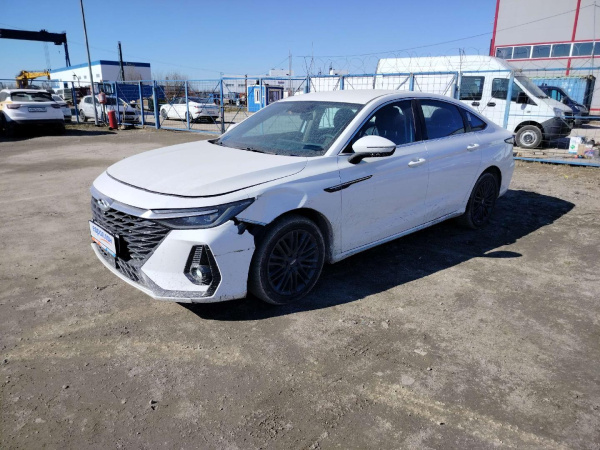 Chery Arrizo 8 — Б/У, 2023 г. (Санкт-Петербург, 23089 км)