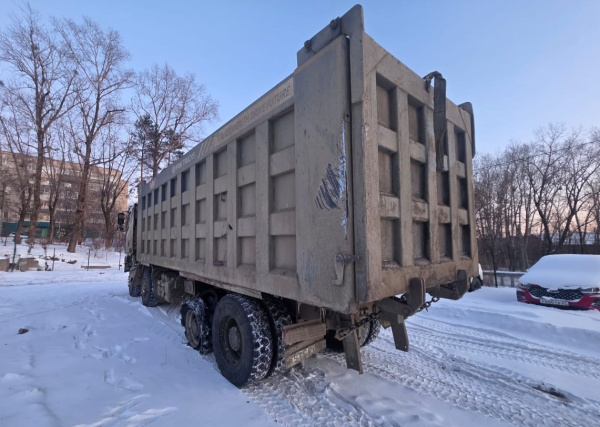 FAW J6* 8x4 Самосвал — Б/У, 2022 г.