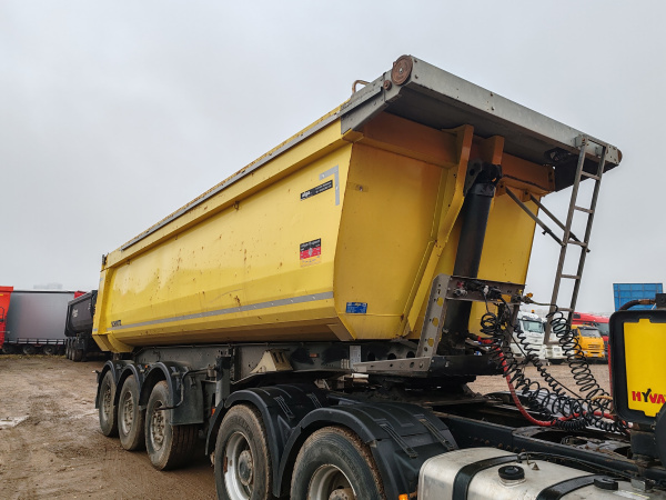 Schmitz Cargobull SKI 24 Полуприцеп самосвальный SL 7.2 — Б/У, 2019 г.
