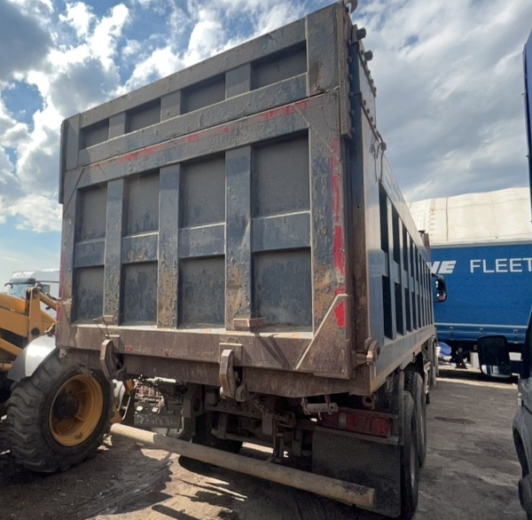 HOWO ZZ3317V386GE1 — Б/У, 2023 г.