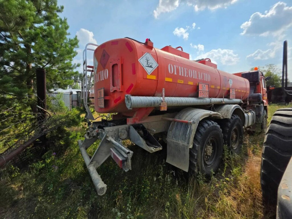Энергомаш 5668 на шасси КамАЗ 43118 6x6 Автотопливозаправщик 5668E2 — Б/У, 2021 г.