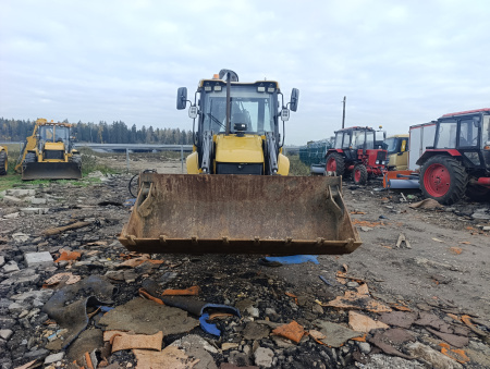 WEICHAI WLB468 Экскаватор-погрузчик WLB468-II — Б/У, 2023 г.