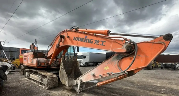 Lonking CDM6225 Экскаватор CDM6225N — Б/У, 2023 г.