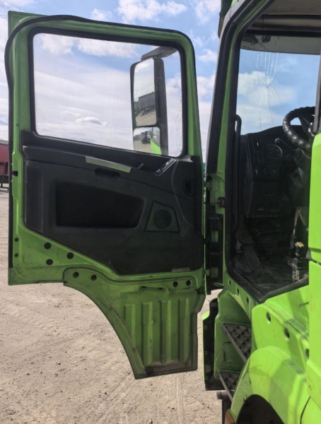Shacman (Shaanxi) SX 8x4 Самосвал SX33186W366C — Б/У, 2023 г.