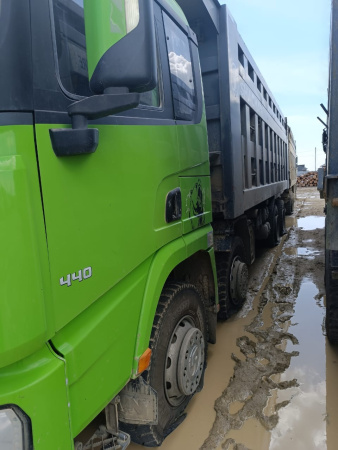 Shacman (Shaanxi) SX 8x4 Самосвал SX33186W366C — Б/У, 2022 г.