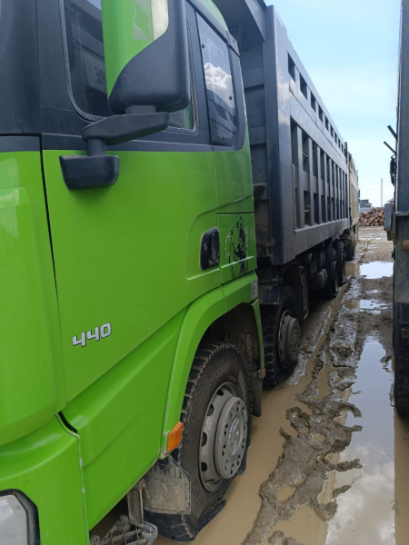 Shacman (Shaanxi) SX 8x4 Самосвал SX33186W366C — Б/У, 2022 г.