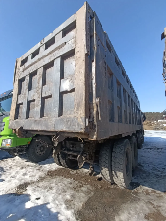 Shacman (Shaanxi) SX 8x4 Самосвал SX33186W366C — Б/У, 2022 г.