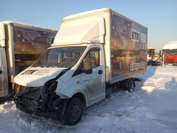 Новый завод, ООО 3009Z6 — Б/У, 2024 г. (Санкт-Петербург, 107500 км)