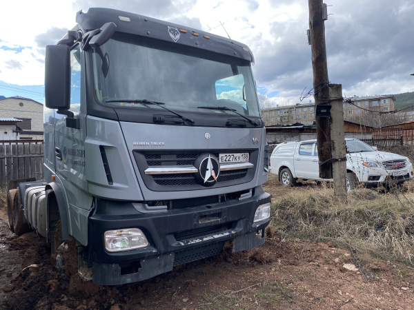 BEIBEN ND 6x6 Седельный тягач ND4250FD5J7Z22 — Б/У, 2023 г.
