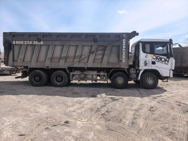 Shacman (Shaanxi) SX 8x4 Самосвал SX33186V366 — Б/У, 2023 г.
