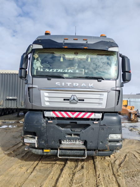 SITRAK C7H 6x4 Седельный тягач ZZ4256V364HE — Б/У, 2023 г.