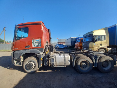 Mercedes-Benz AROCS 6x4 Седельный тягач 3348S AT — Б/У, 2021 г.