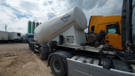BONUM 914231 Полуприцеп цистерна для сыпучих грузов — Б/У, 2024 г.