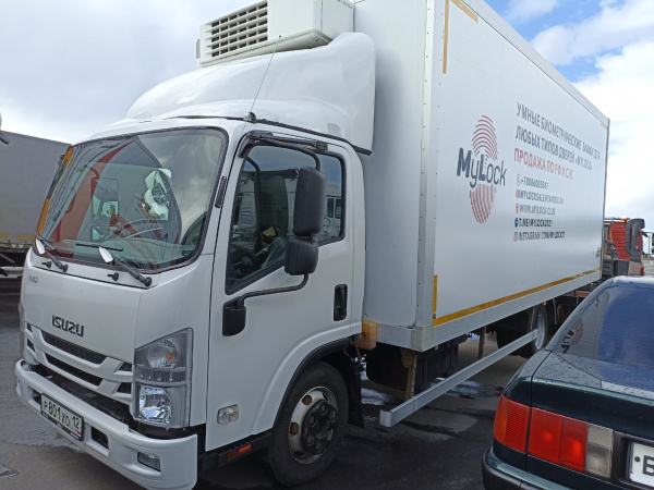РусТрак 4389U на шасси Isuzu ELF 9.5 Изотермический/рефрижератор 4389U1 — Б/У, 2019 г.