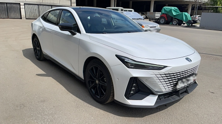 CHANGAN DLX 1.5T 7DCT (I поколение) — Б/У, 2023 г.