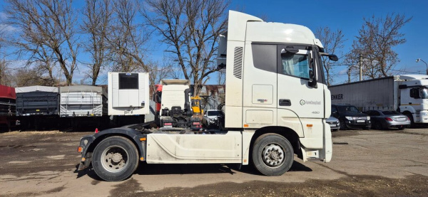 Foton AUMAN 4x2 Седельный тягач BJ4189SLFKA — Б/У, 2023 г.
