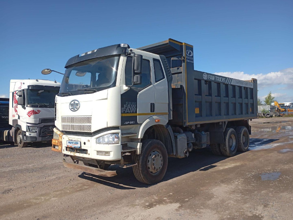 FAW (First Automotive Works) J6 CA3250P66K24T1E5 — Б/У, 2022 г. (Санкт-Петербург, 164493 км)