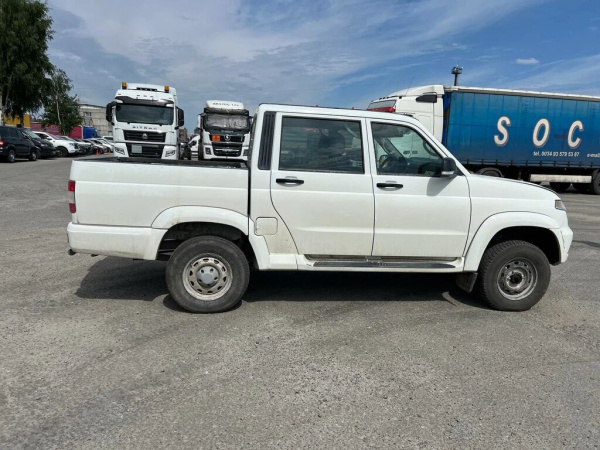 UAZ PATRIOT PICKUP Base ИКАР 2.7 5МТ — Б/У, 2023 г.